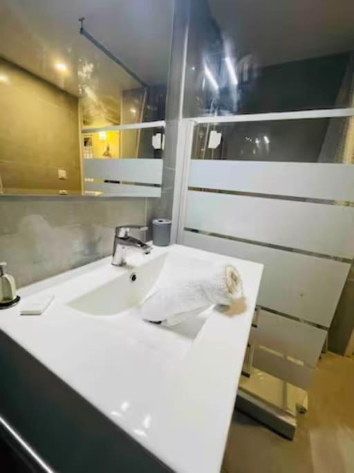 Appartement - Opera - Place De La Madeleine - Saint Martin - 4 Pers Париж Екстериор снимка