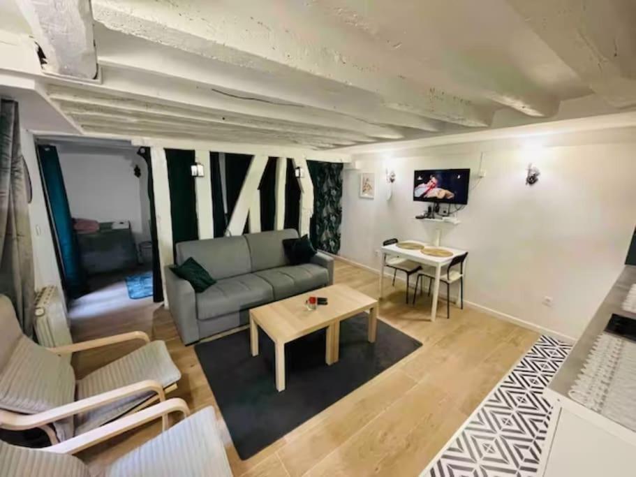 Appartement - Opera - Place De La Madeleine - Saint Martin - 4 Pers Париж Екстериор снимка